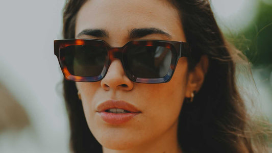 Lujoso y Original: Look espectacular con lentes Bamboo Life